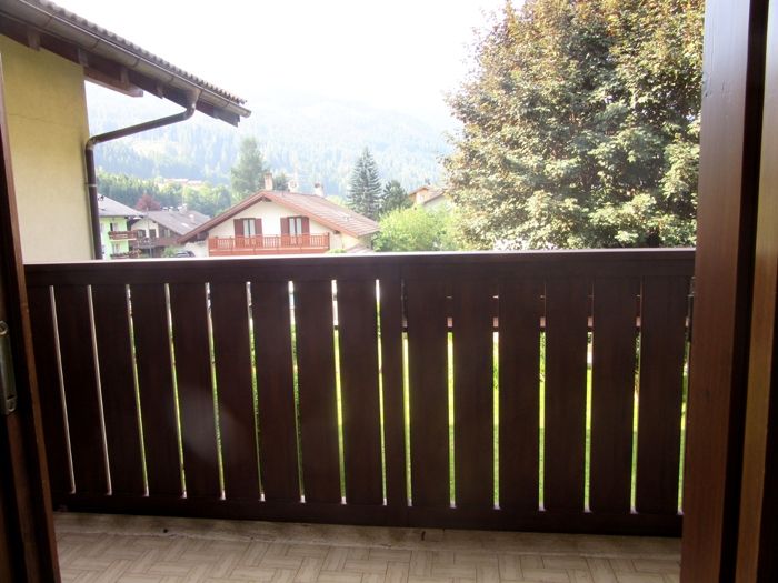 Il balconeThe balcony