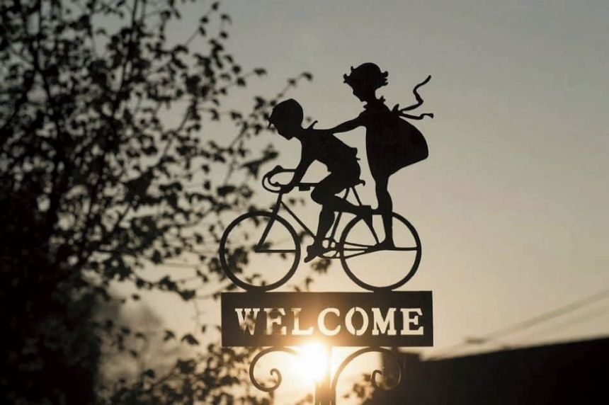 SELF BIKE TOUR