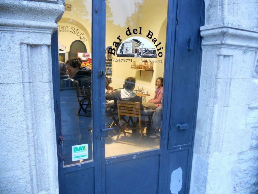 SICILIAN BAR