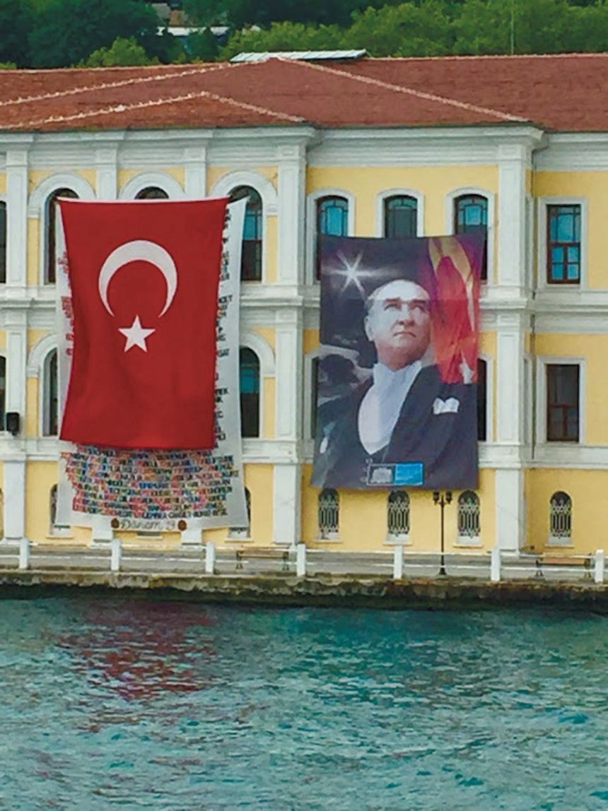 ISTANBUL ON TOUR
