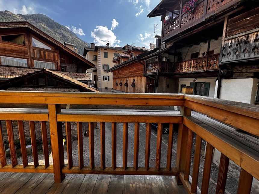 2 0 BALCONE